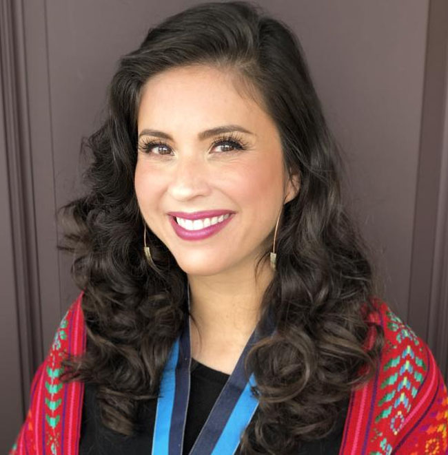 Dr. Verónica Vélez